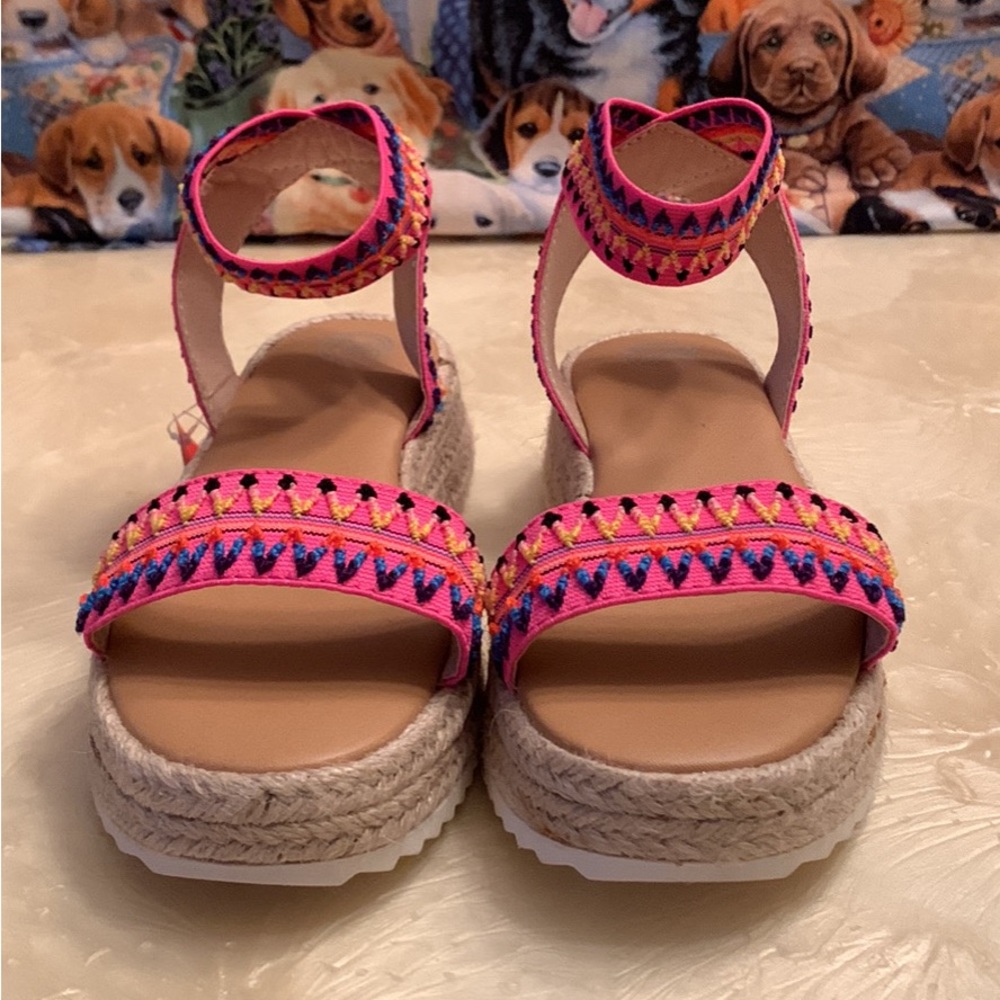 Girls elastic sandals
